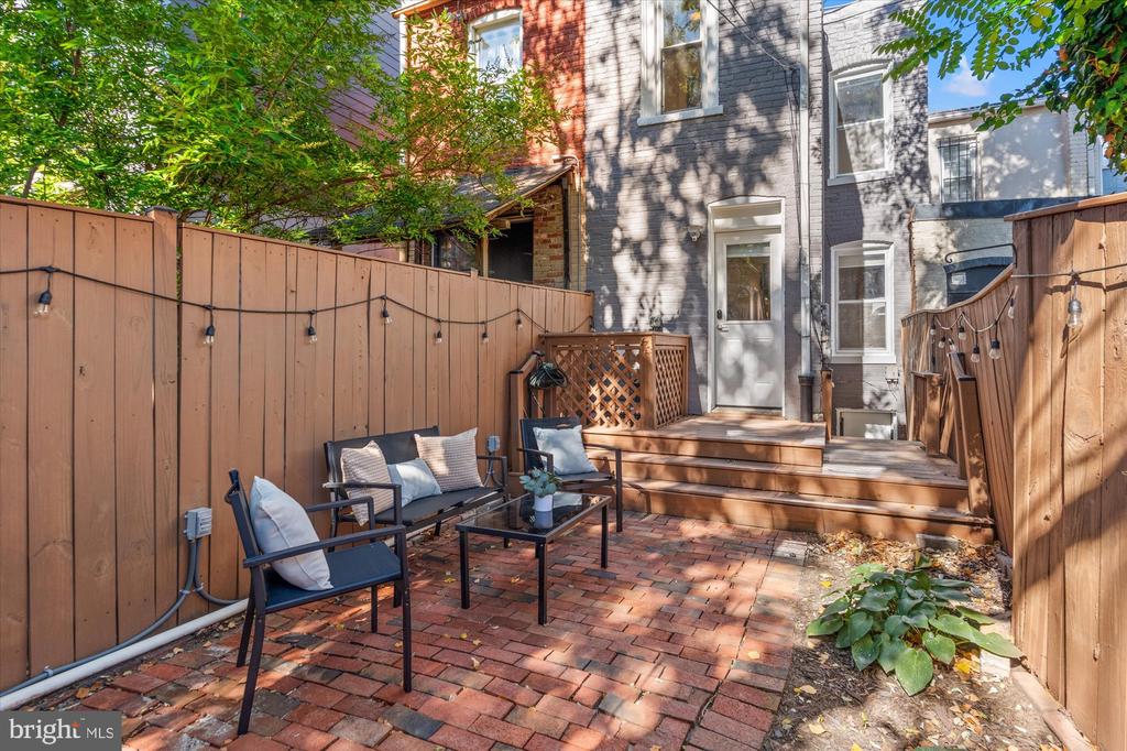1421 K STREET SE