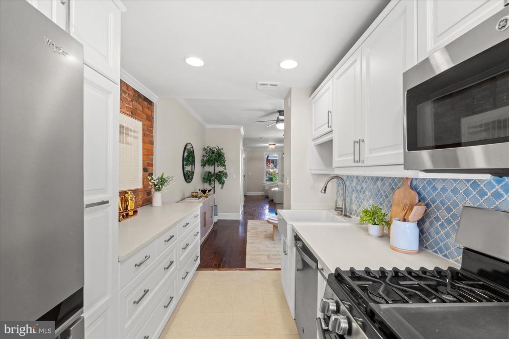1421 K STREET SE