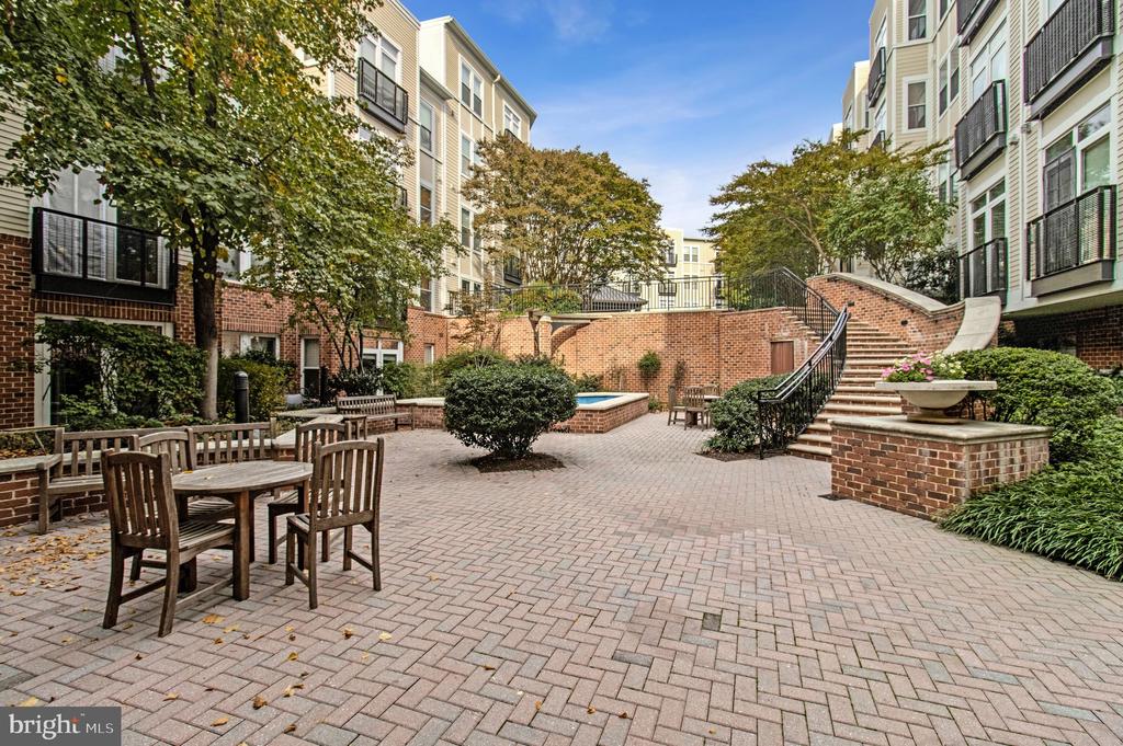 1391 PENNSYLVANIA AVENUE SE Unit: 446
