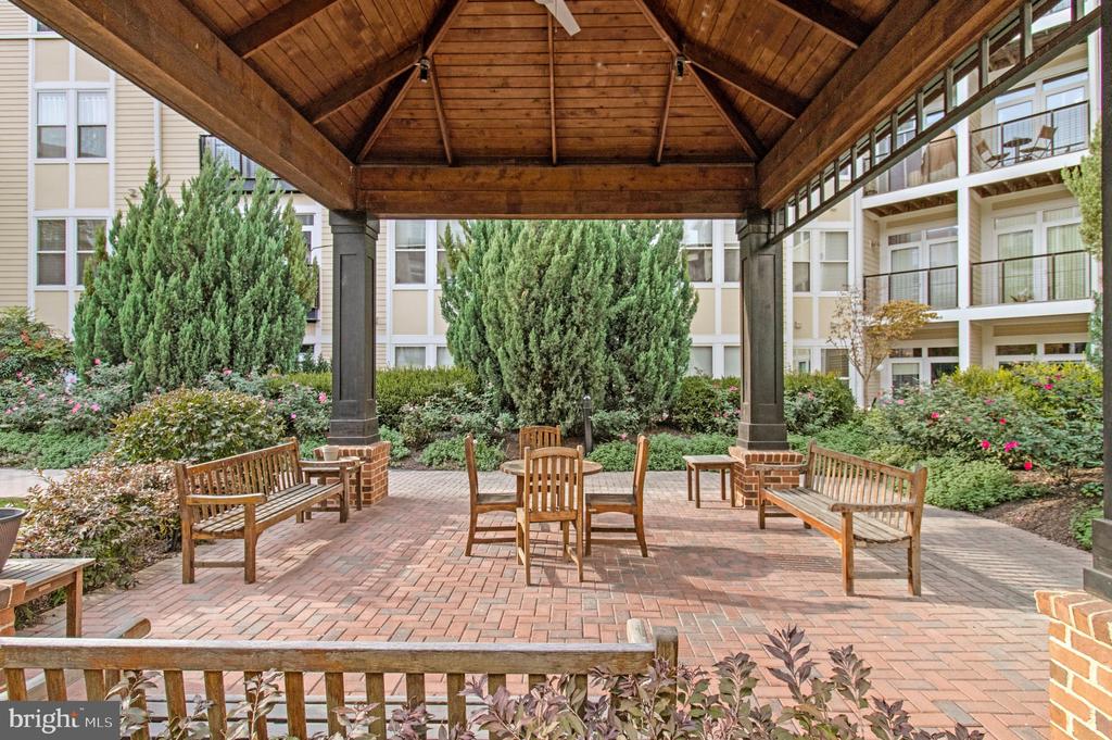 1391 PENNSYLVANIA AVENUE SE Unit: 446