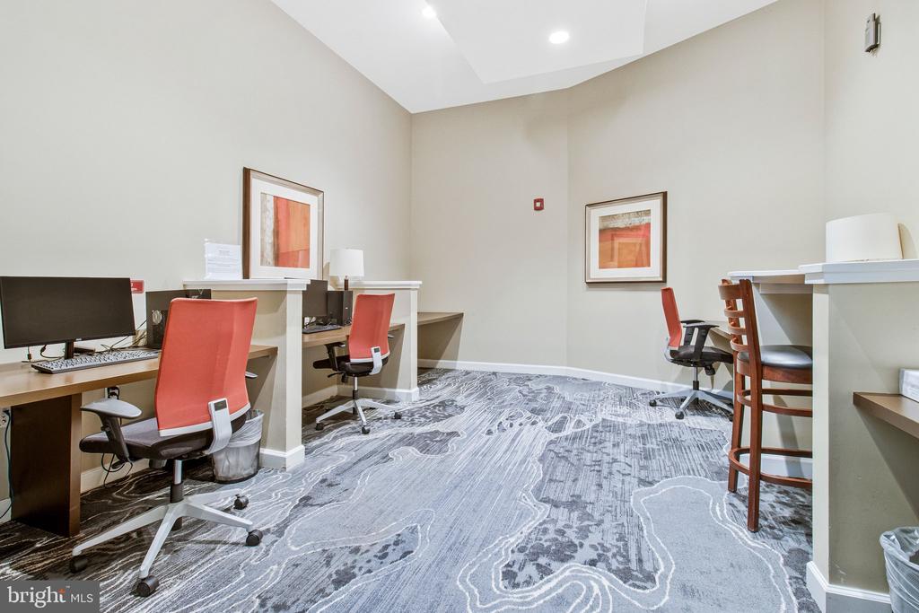1391 PENNSYLVANIA AVENUE SE Unit: 446