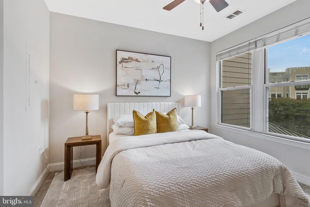 1391 PENNSYLVANIA AVENUE SE Unit: 446