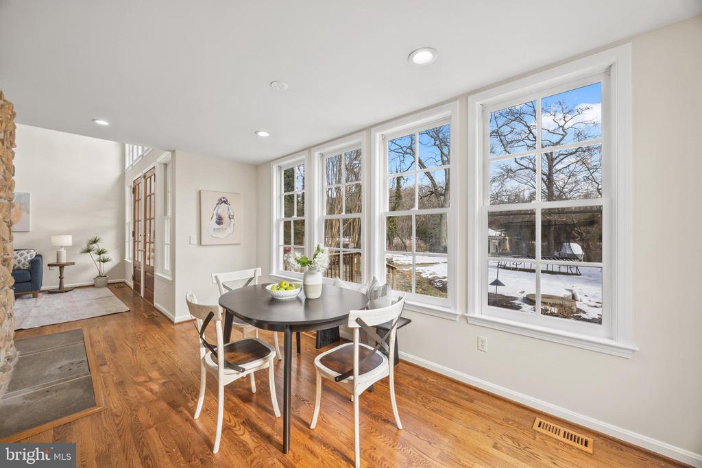 1701 RIVER ROAD