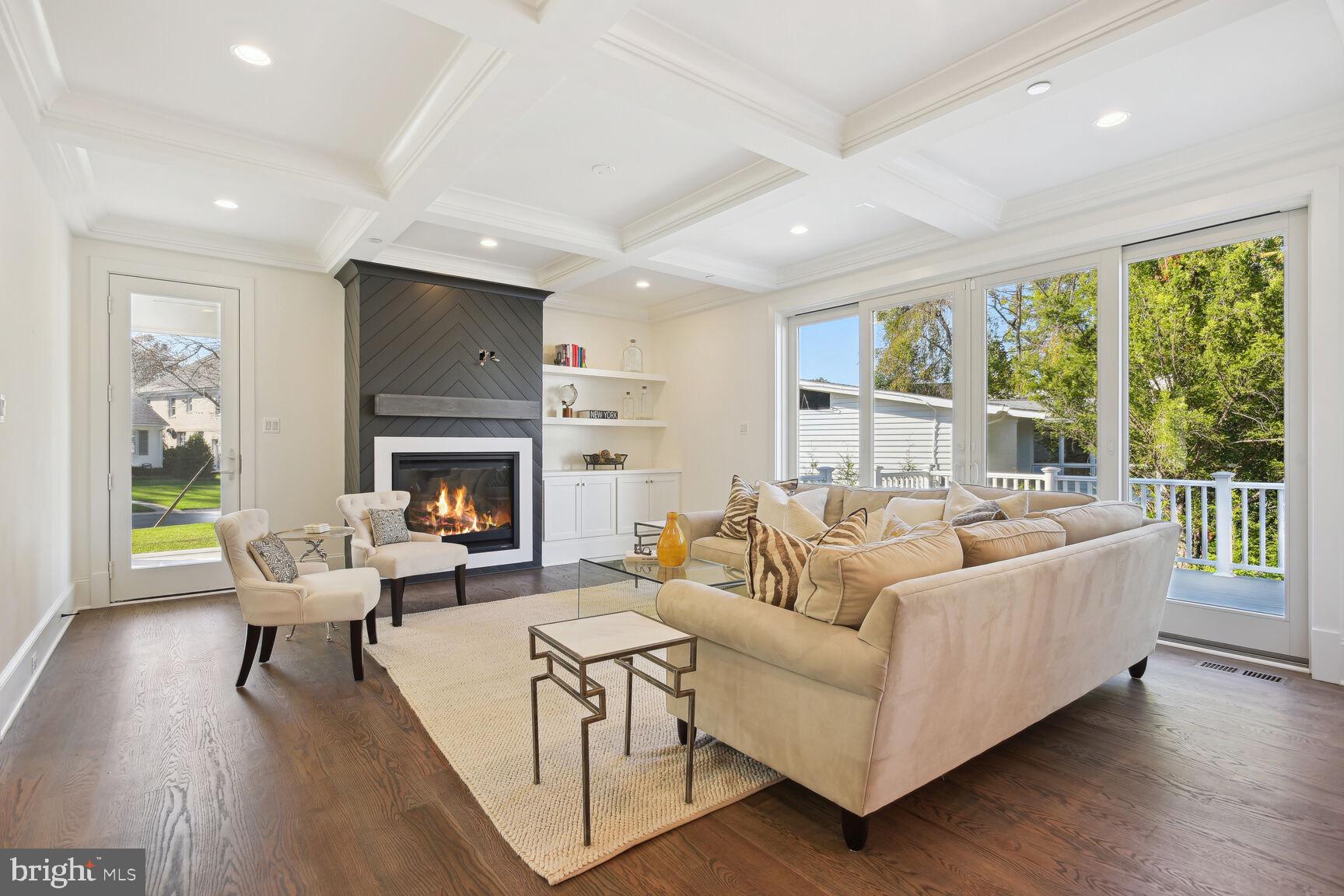 7601 MARBURY ROAD