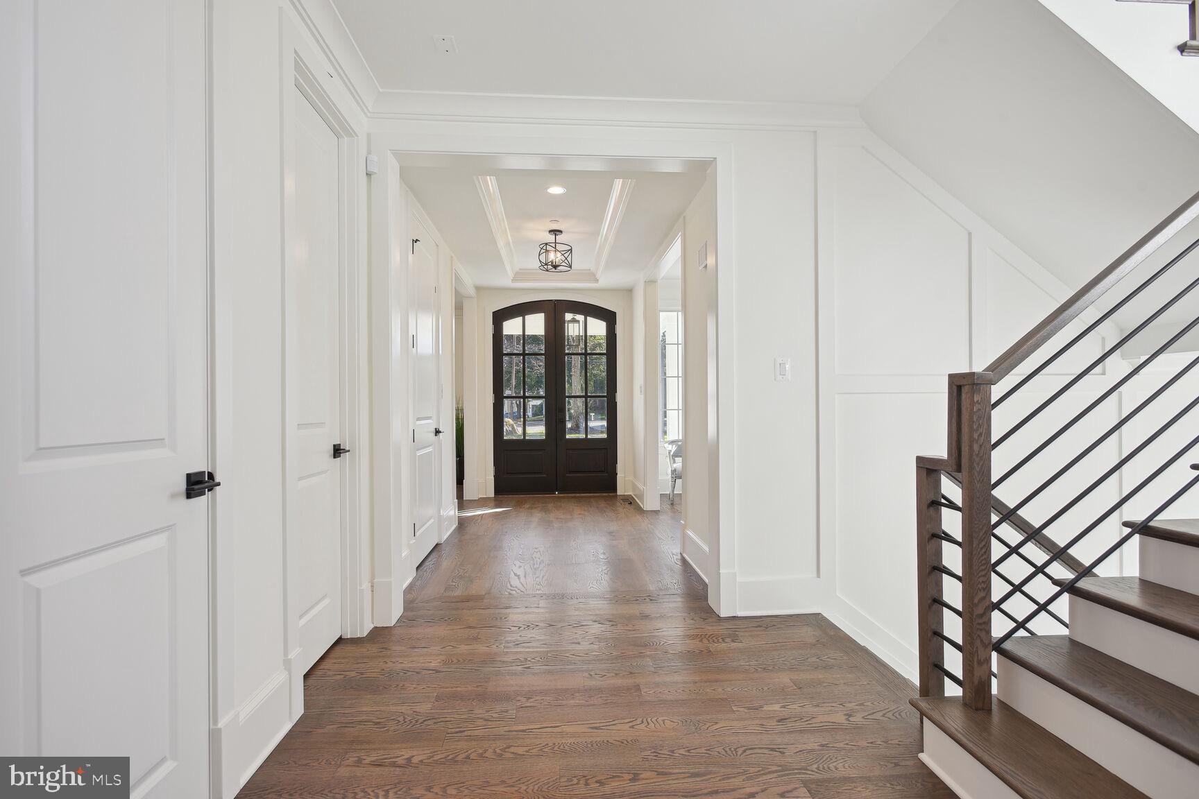 7601 MARBURY ROAD