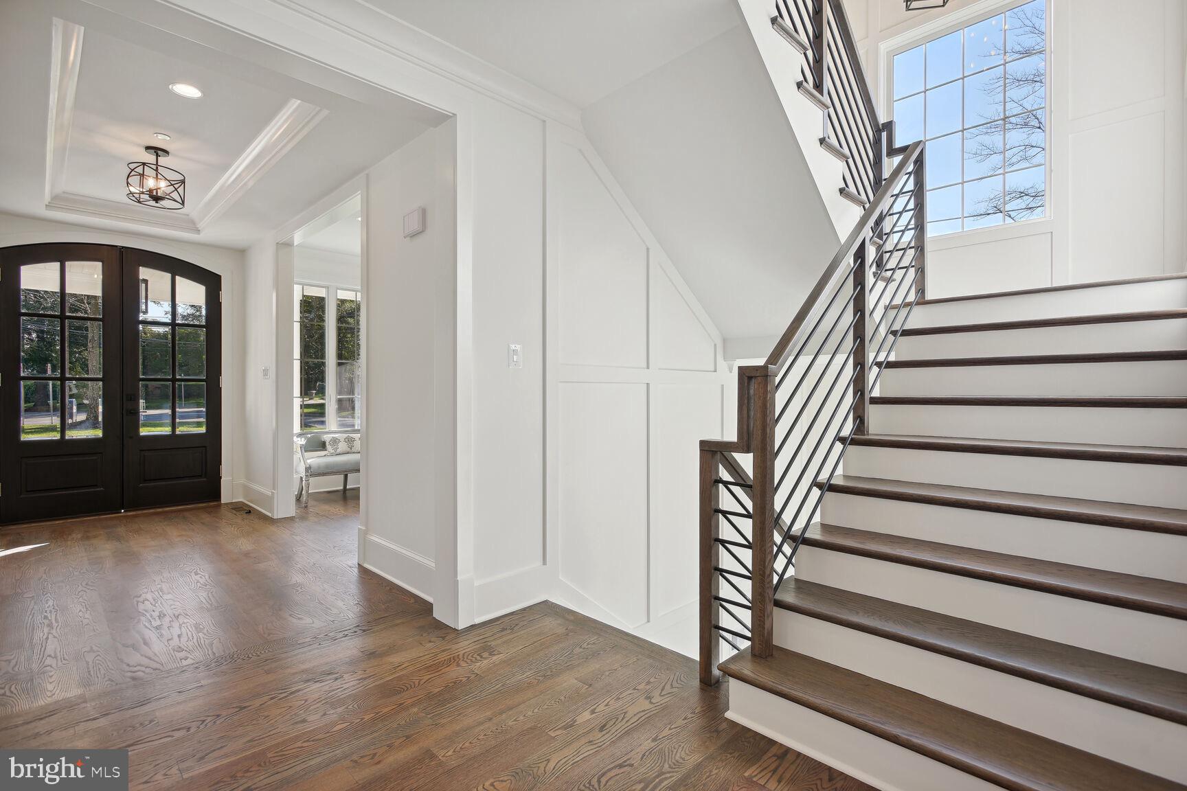 7601 MARBURY ROAD