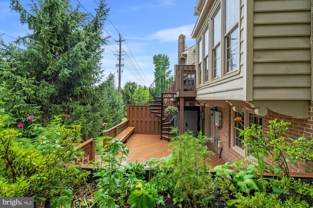 10825 BREWER HOUSE ROAD