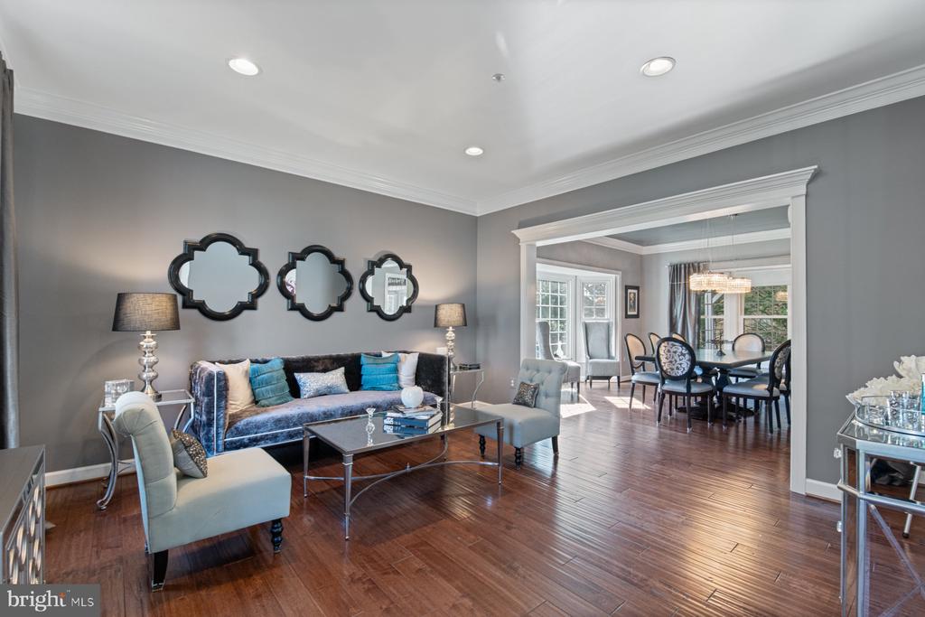 13900 NATIA MANOR