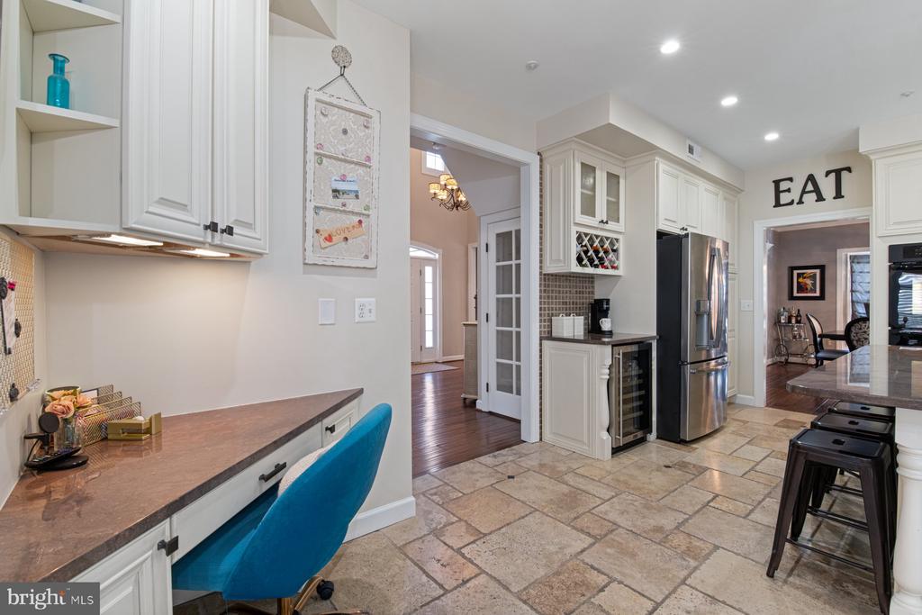 13900 NATIA MANOR