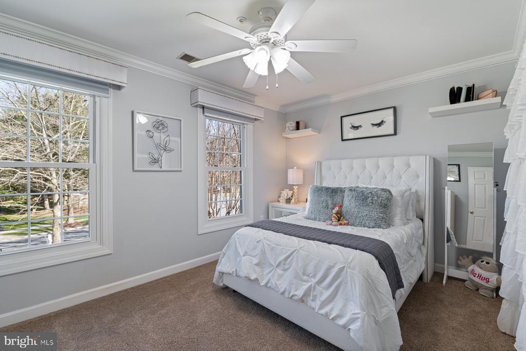 13900 NATIA MANOR