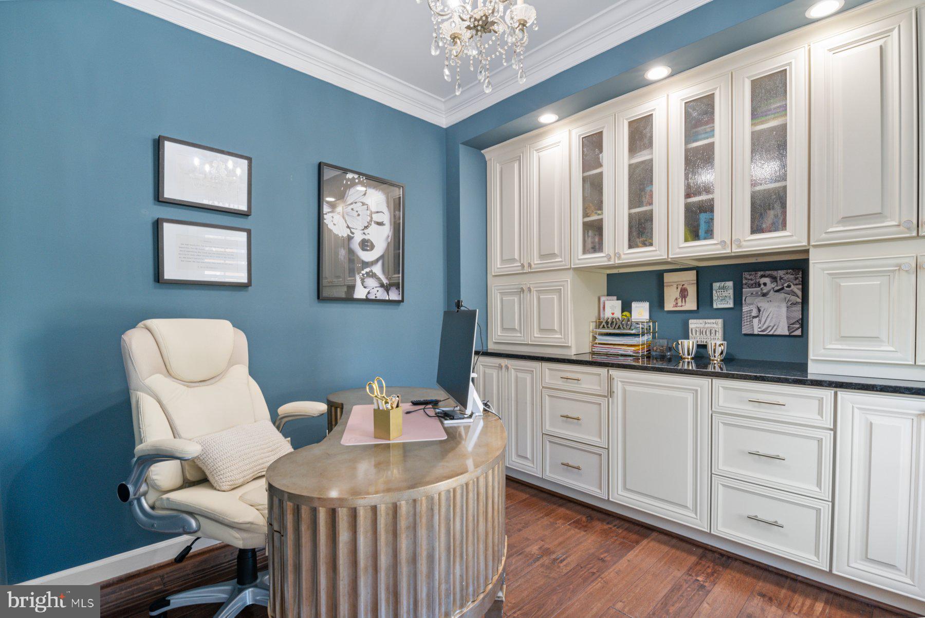 13900 NATIA MANOR