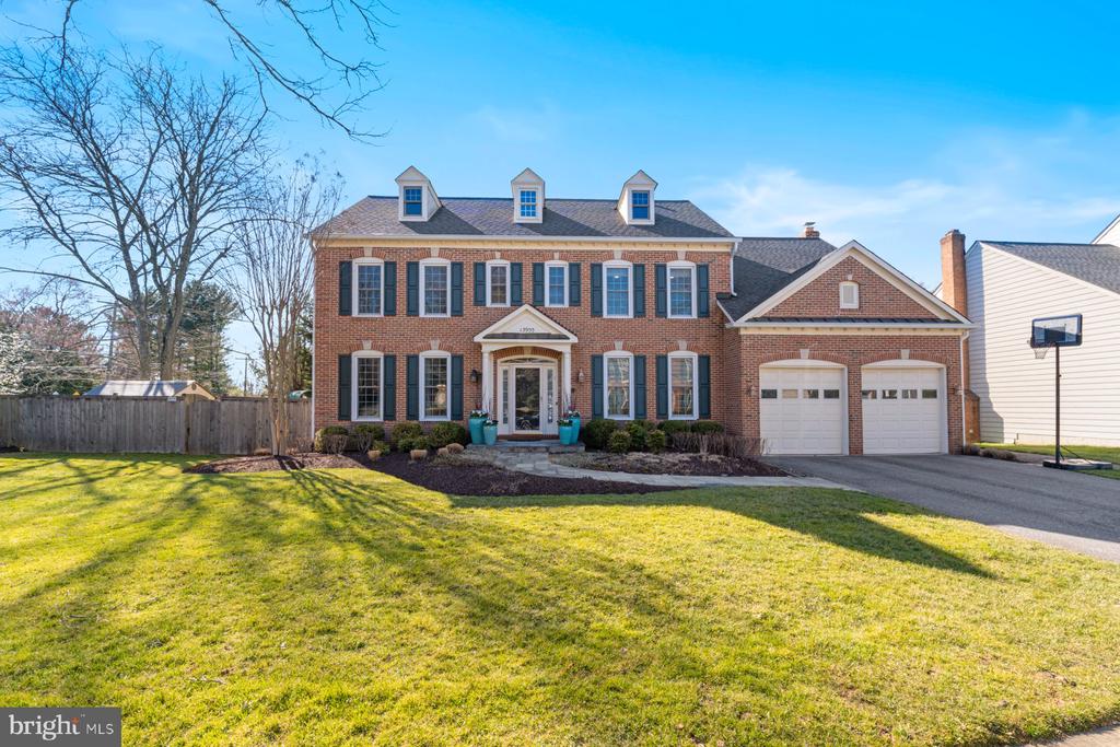 13900 NATIA MANOR