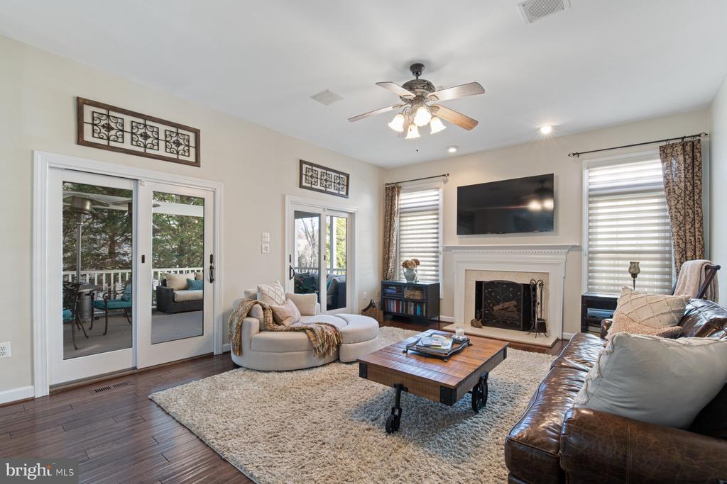 13900 NATIA MANOR