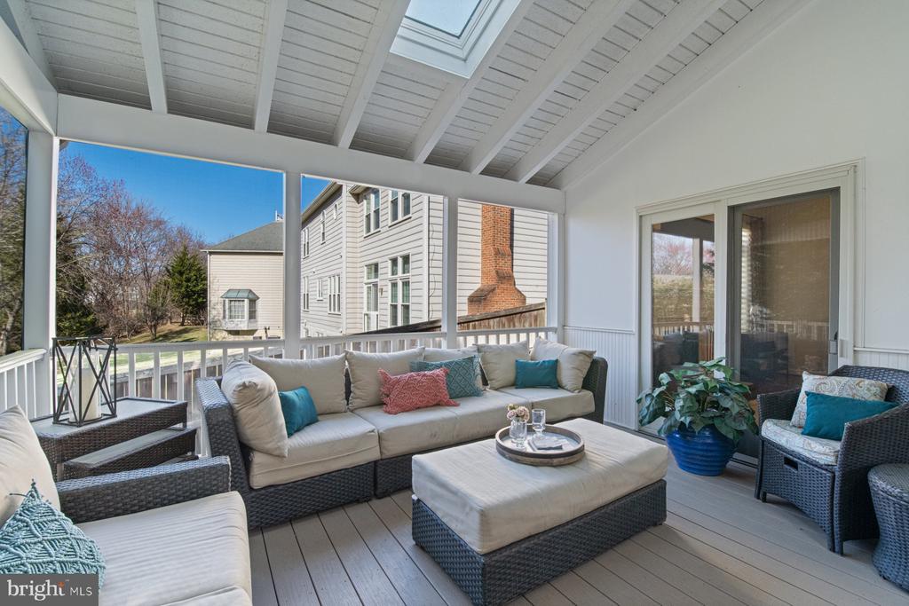 13900 NATIA MANOR