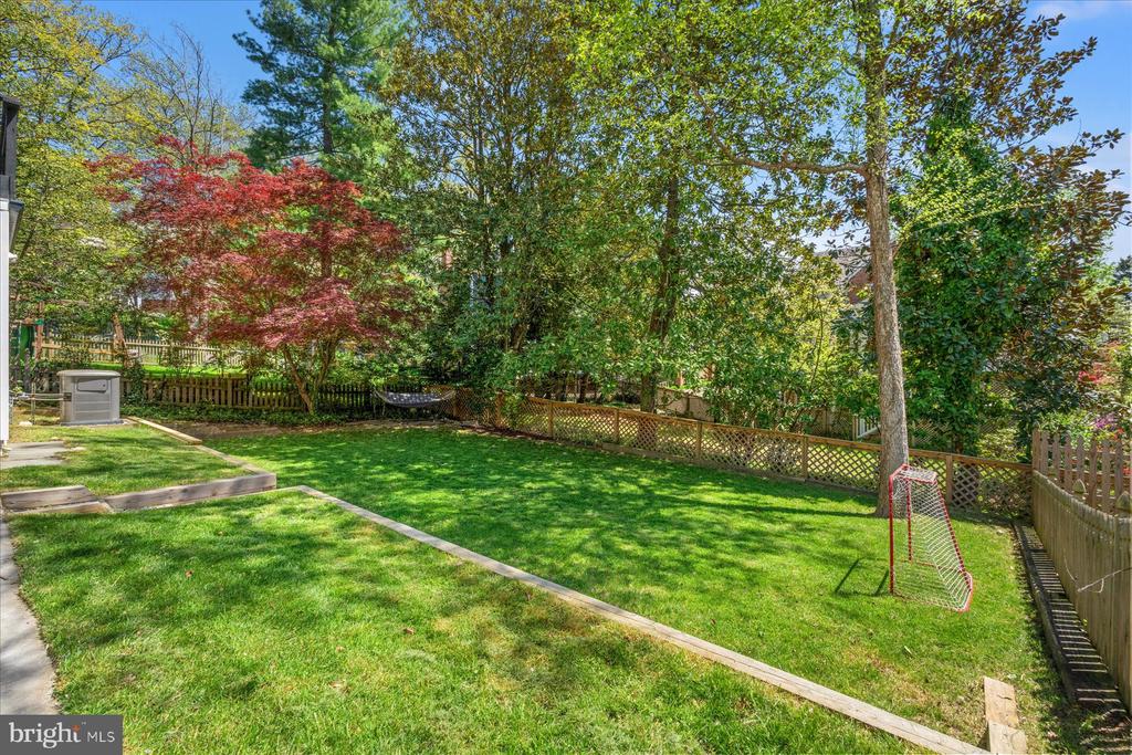 5612 OVERLEA ROAD