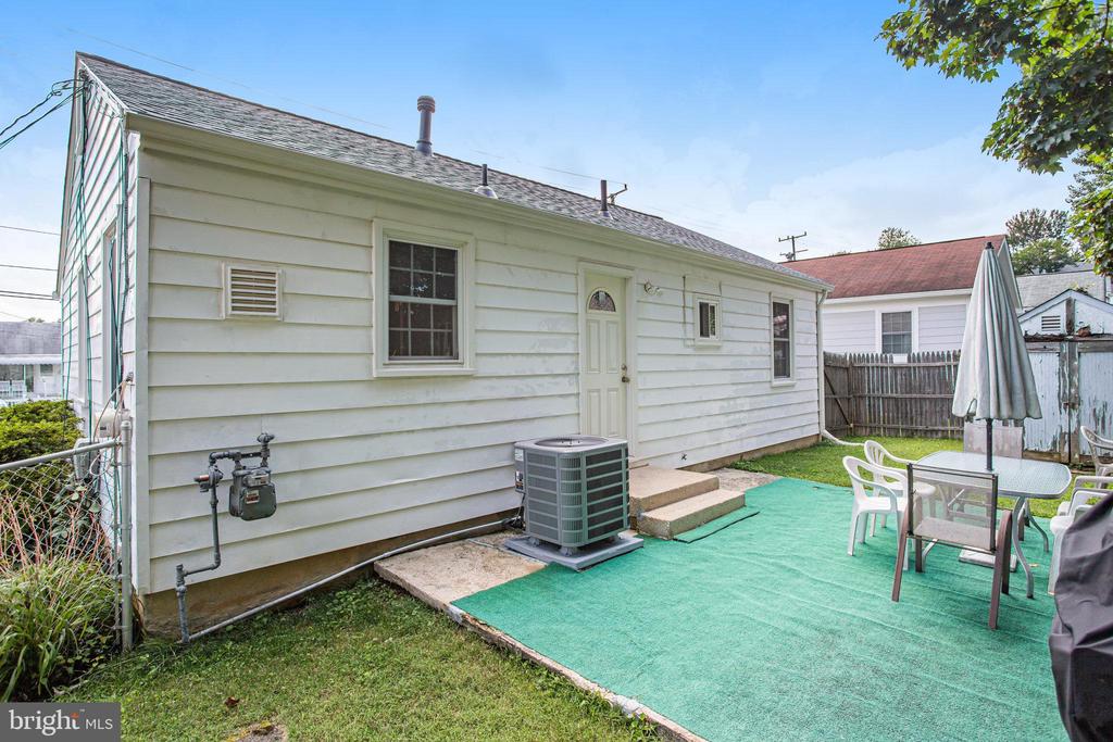 634 LINCOLN STREET