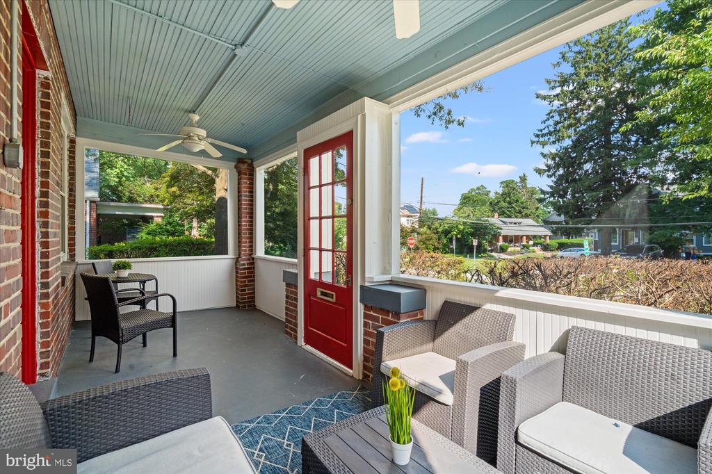 823 BONIFANT STREET
