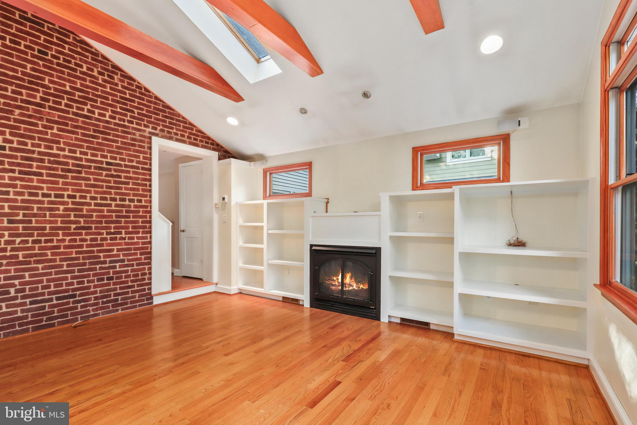 208 N GALVESTON STREET