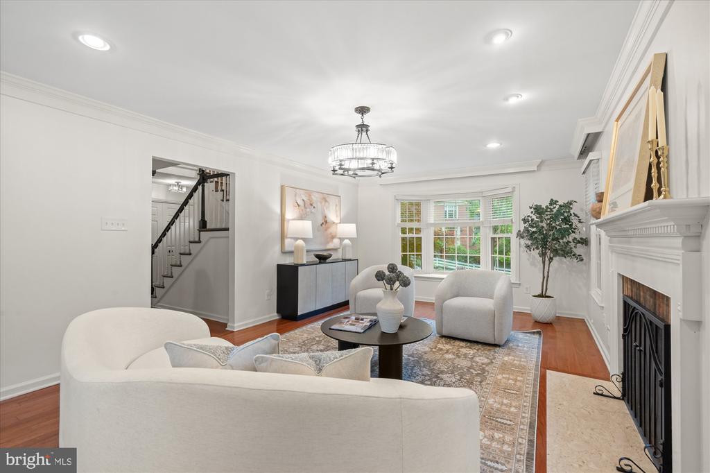 2232 MILITARY ROAD