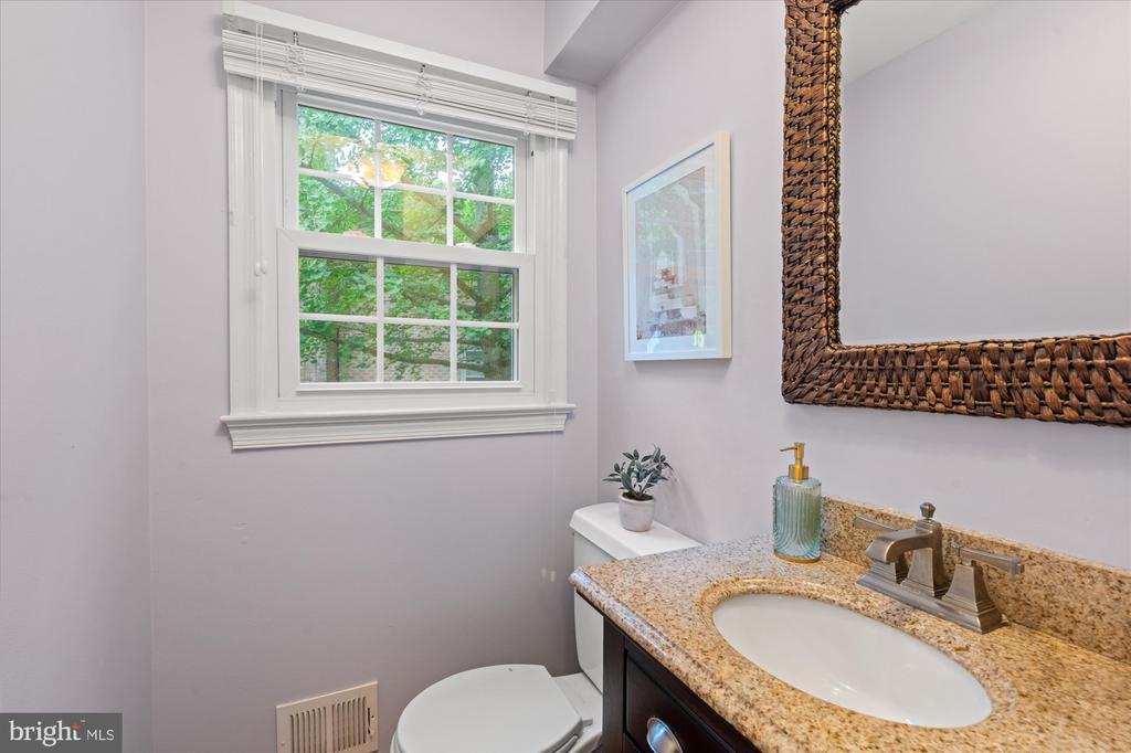 2232 MILITARY ROAD