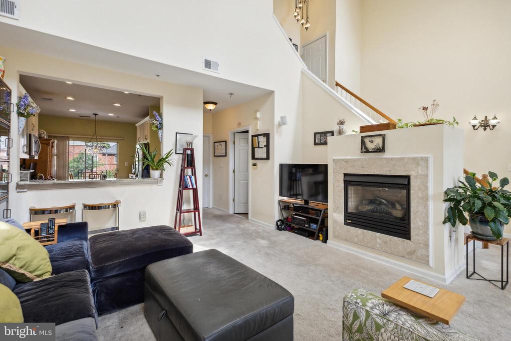 1605 HUNTING CREEK DRIVE B