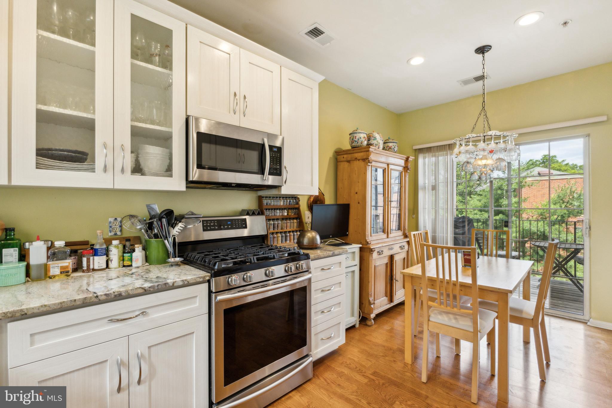 1605 HUNTING CREEK DRIVE B