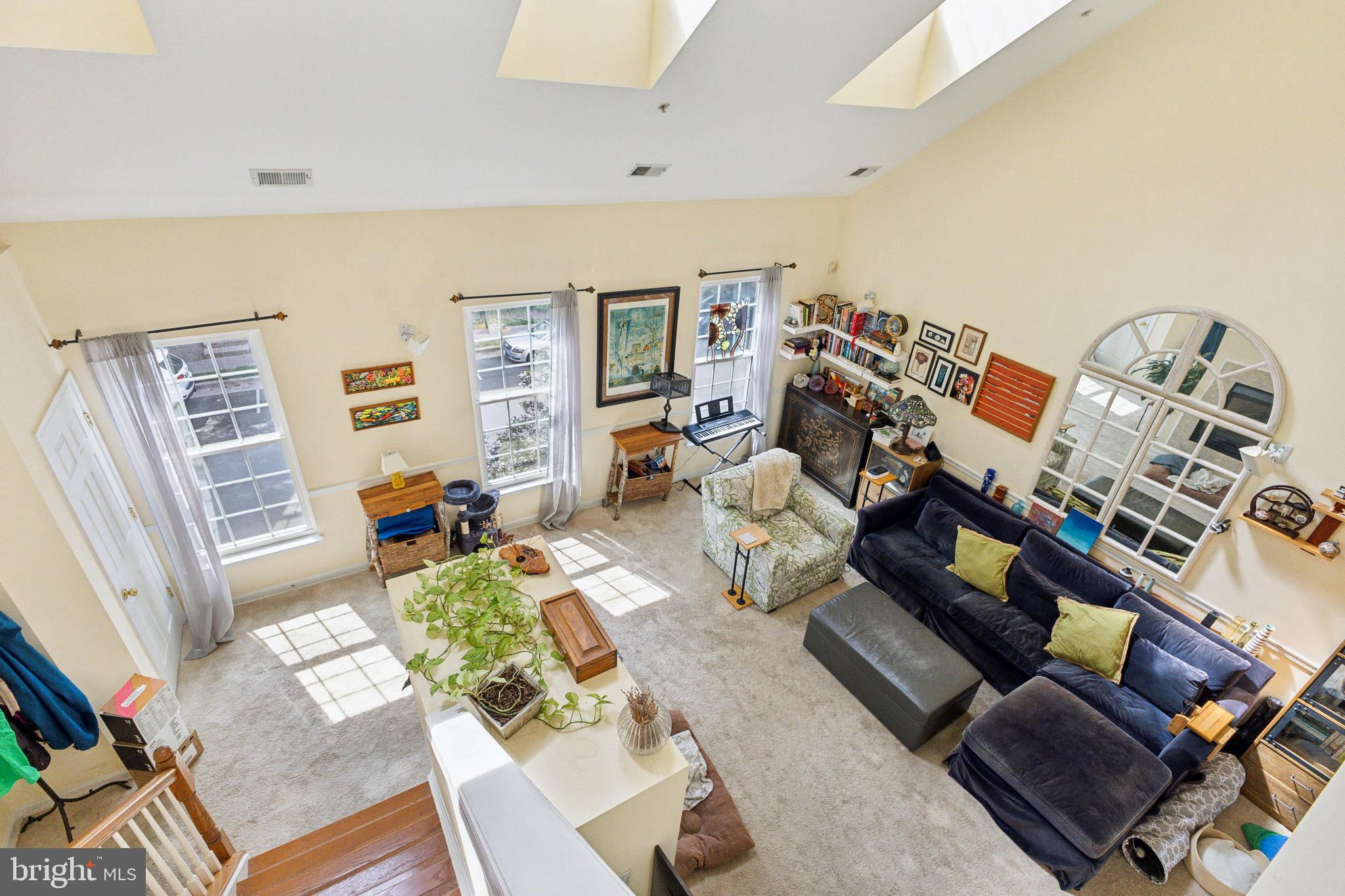 1605 HUNTING CREEK DRIVE B