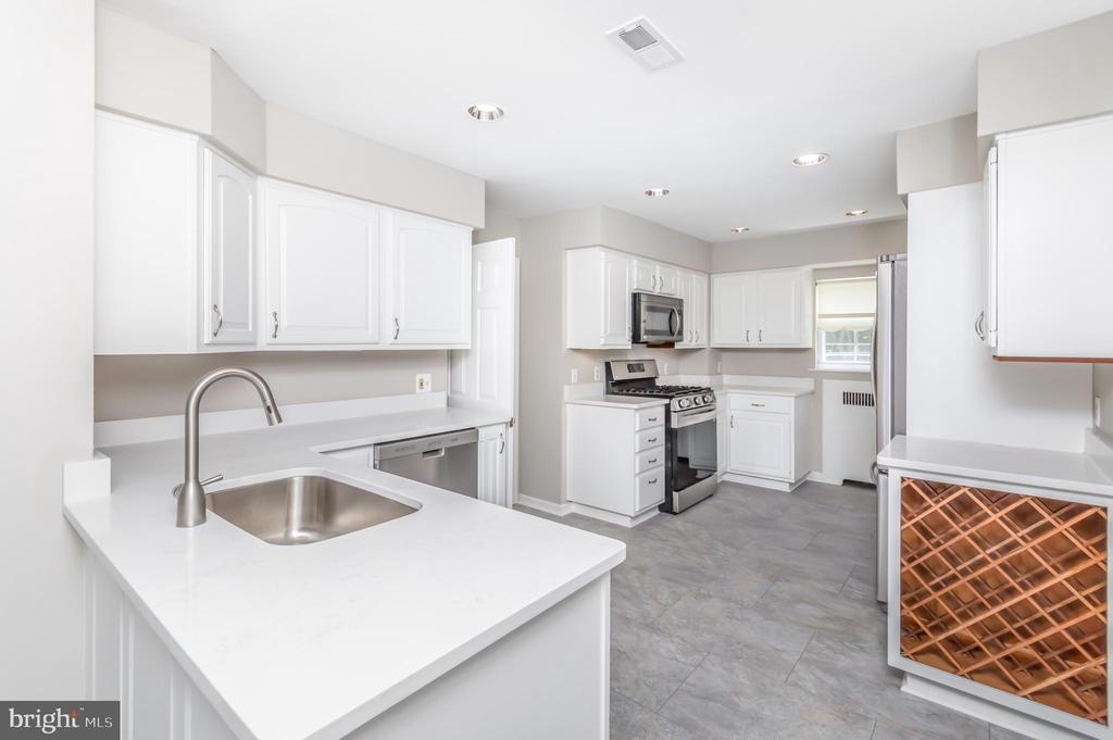 3110 CIRCLE HILL ROAD