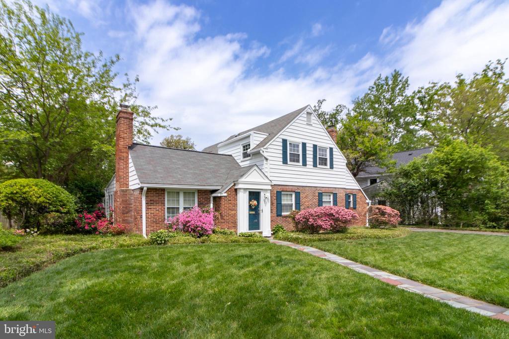 3110 CIRCLE HILL ROAD