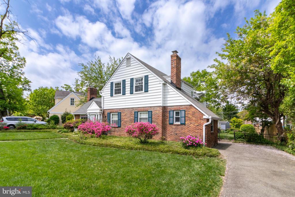3110 CIRCLE HILL ROAD