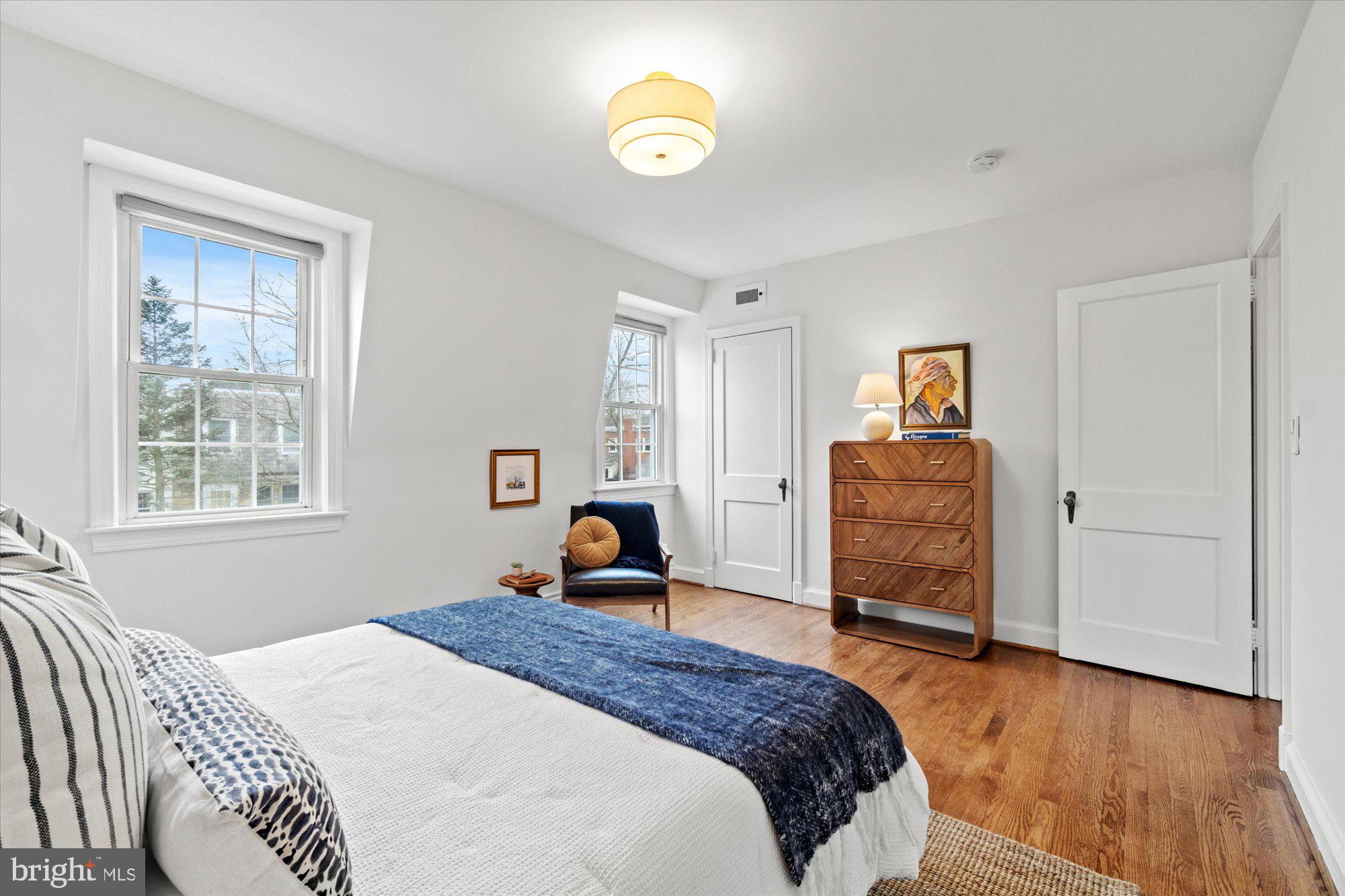 14 E LINDEN STREET