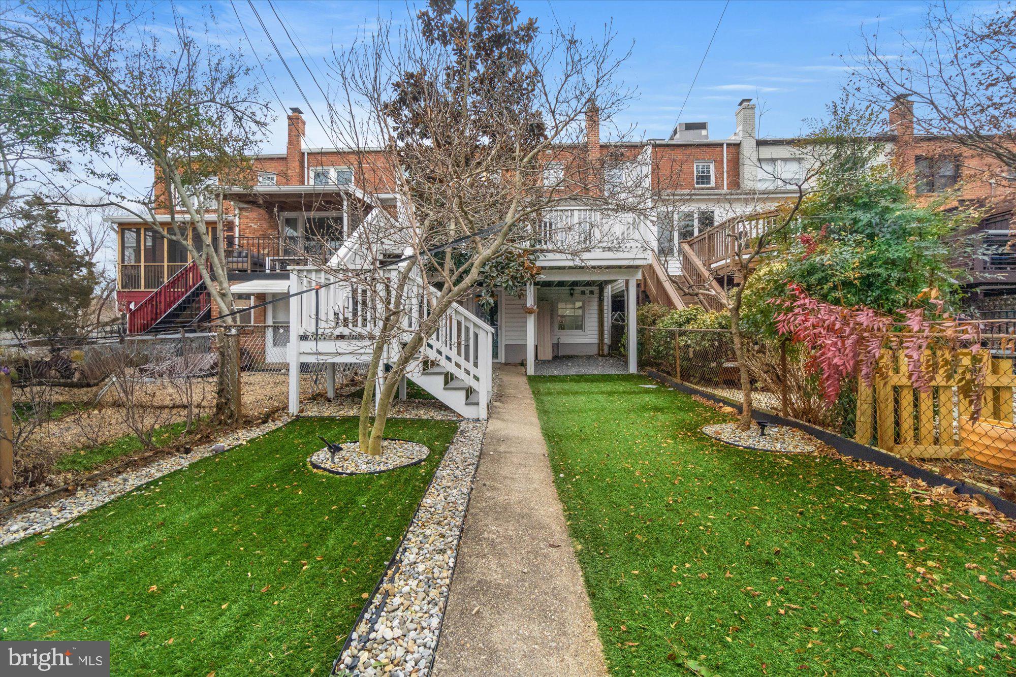 14 E LINDEN STREET