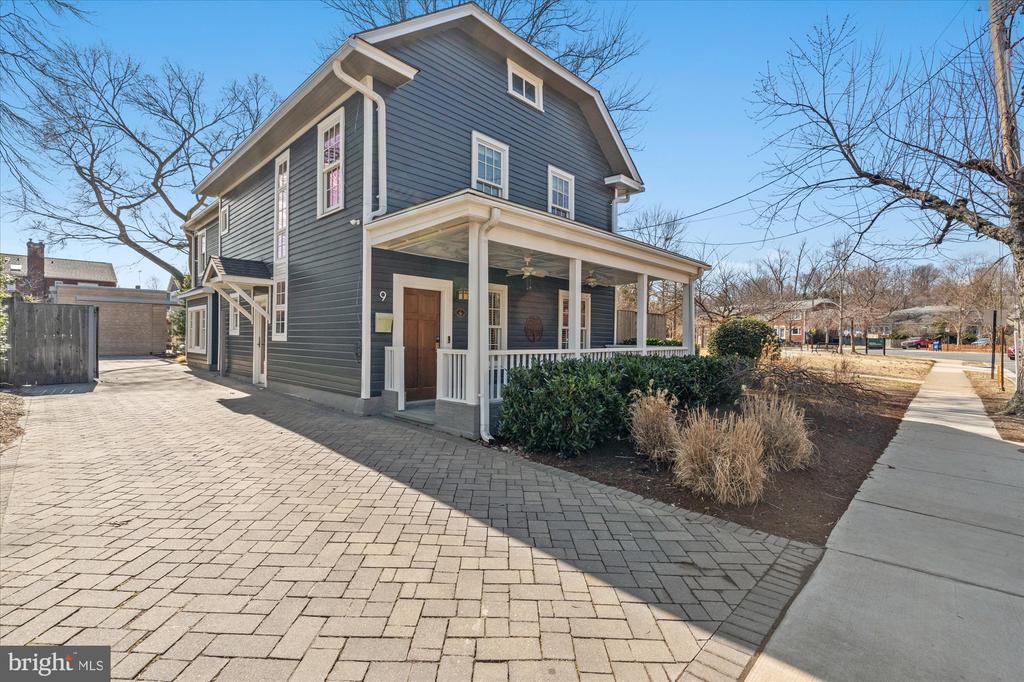 9 E DEL RAY AVENUE