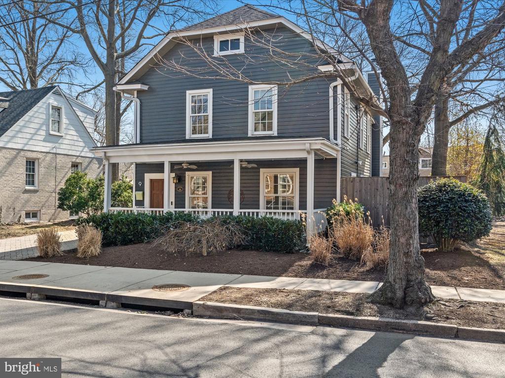 9 E DEL RAY AVENUE