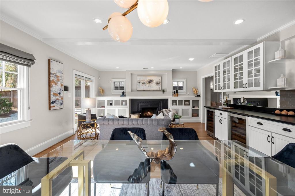 9 E DEL RAY AVENUE