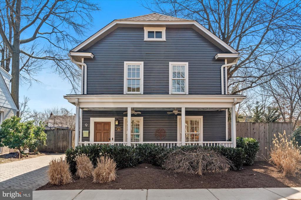 9 E DEL RAY AVENUE