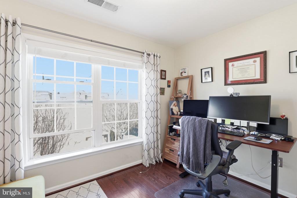 529 TRIADELPHIA WAY