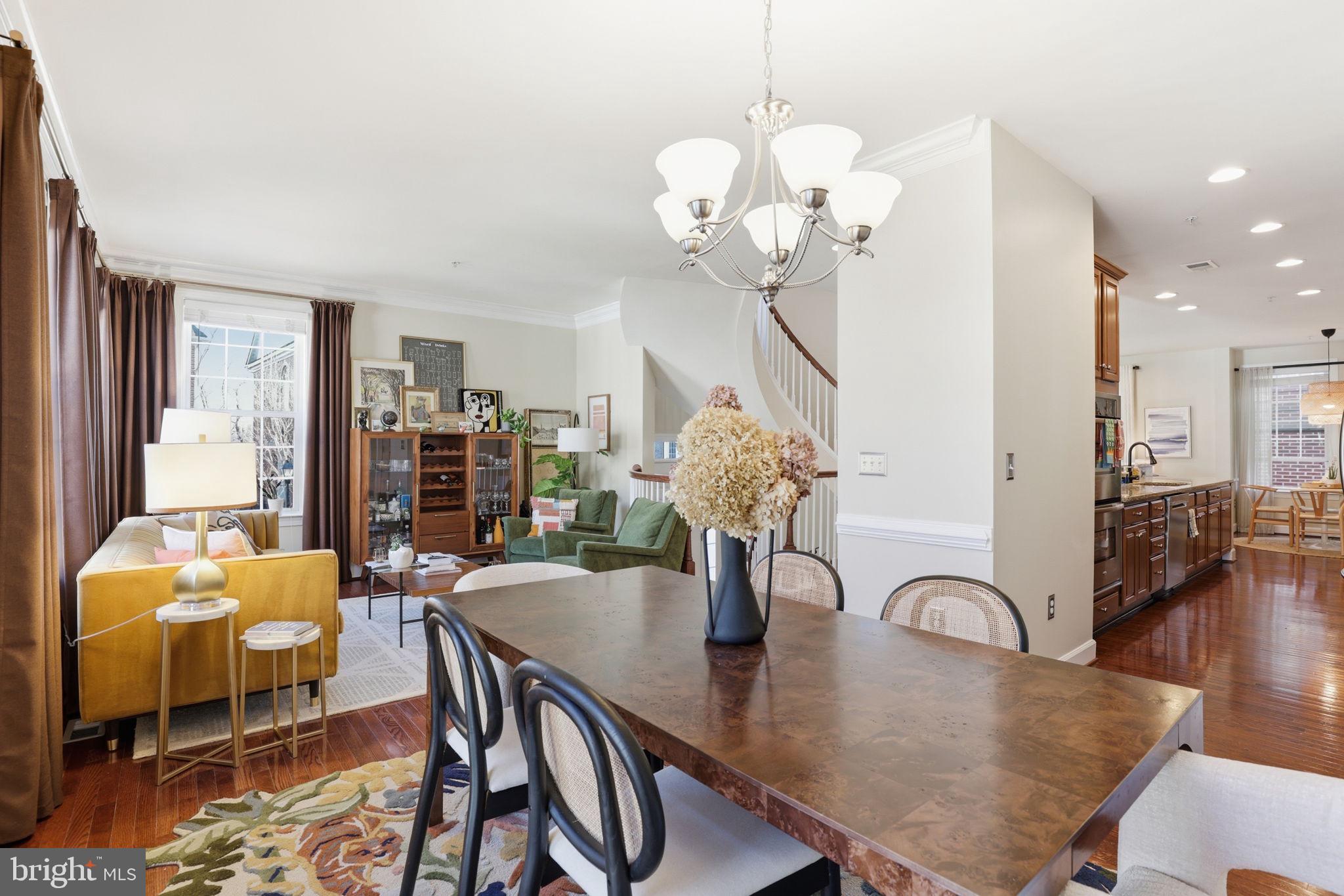 529 TRIADELPHIA WAY
