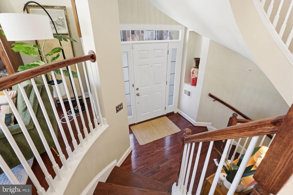 529 TRIADELPHIA WAY