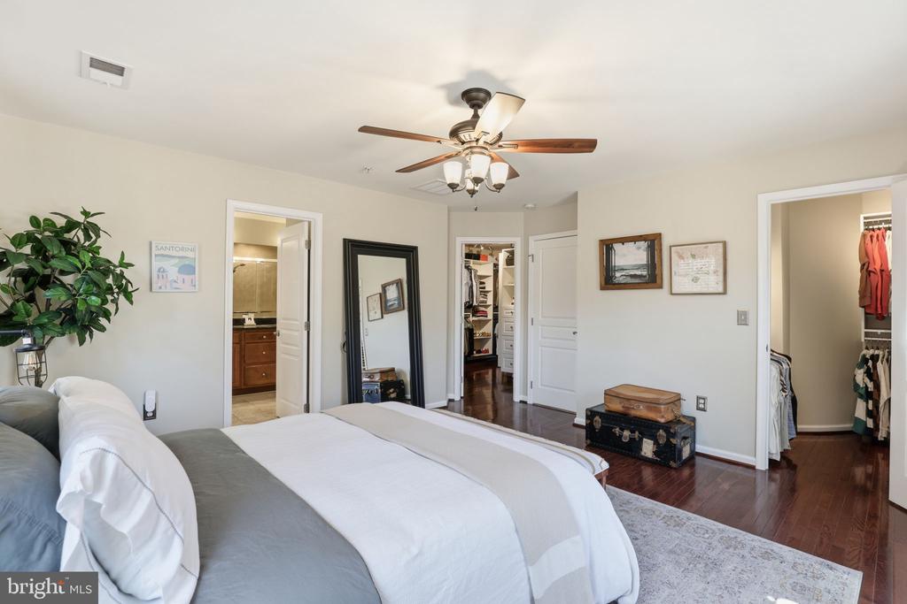 529 TRIADELPHIA WAY