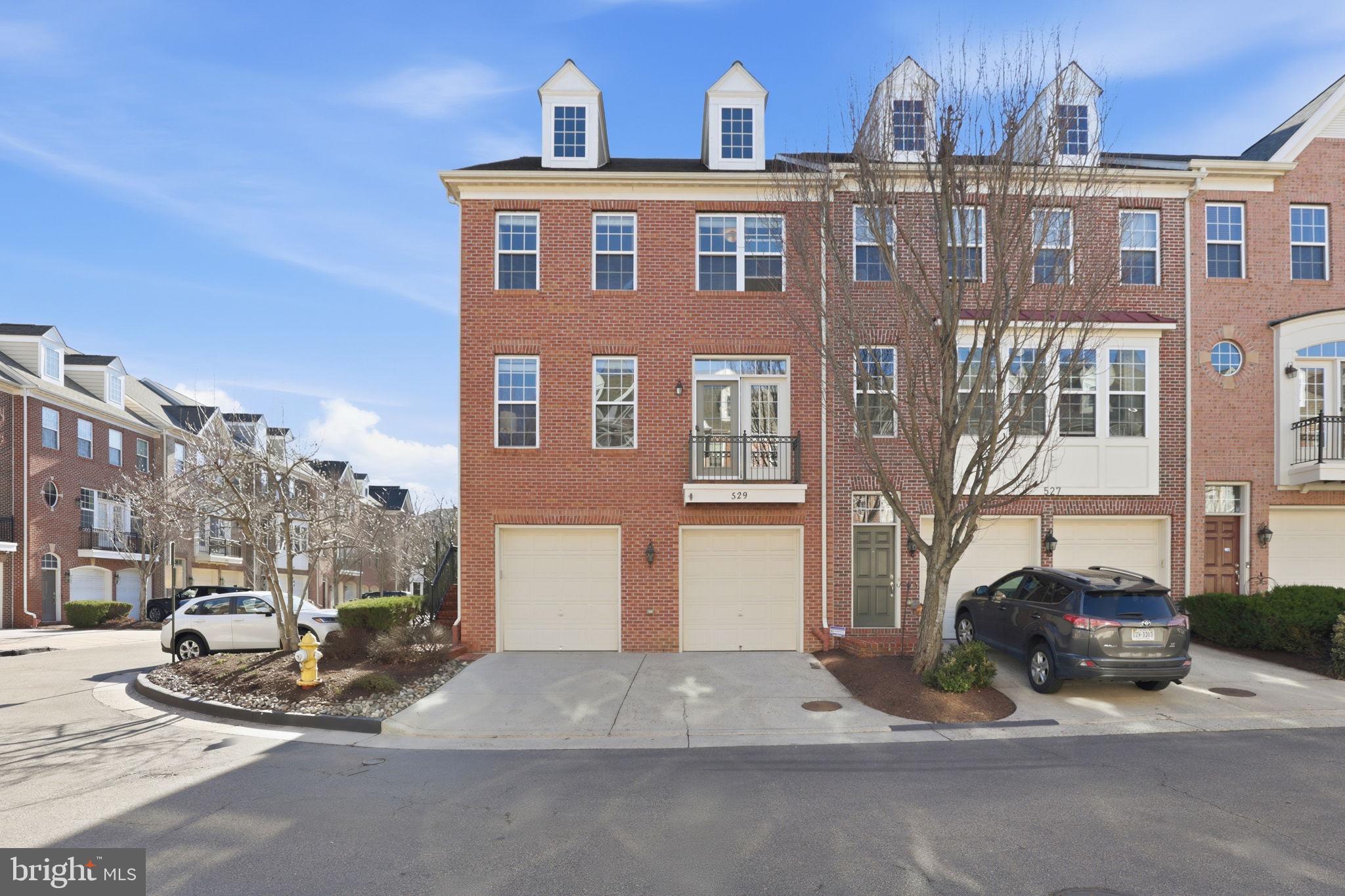 529 TRIADELPHIA WAY