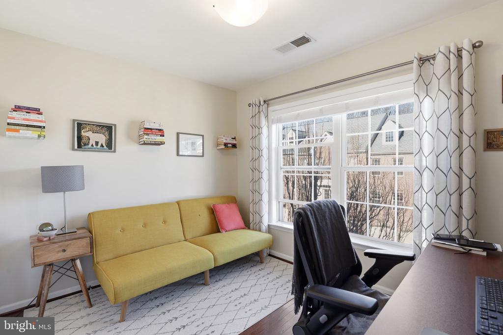529 TRIADELPHIA WAY