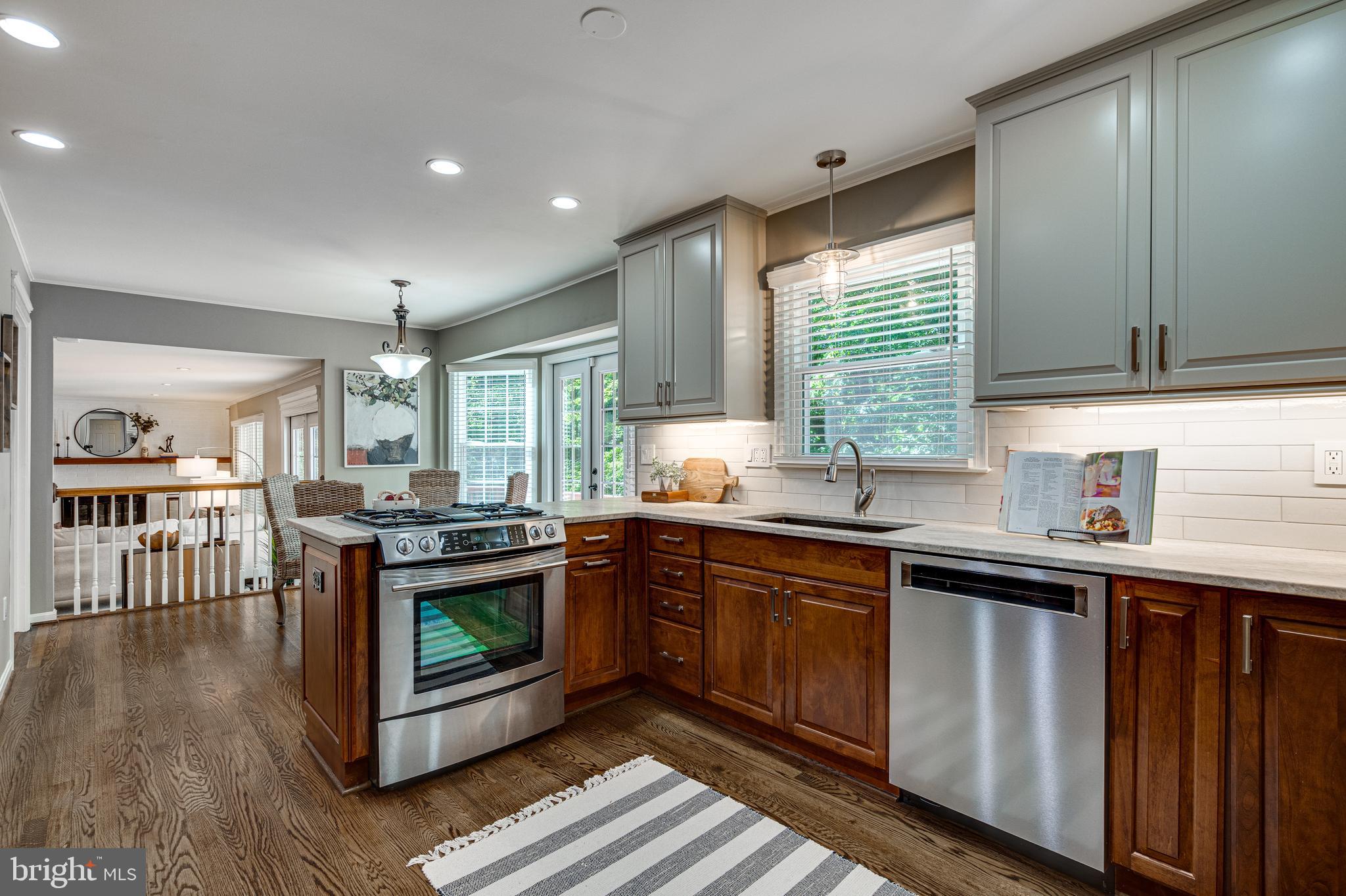 6094 ARRINGTON DRIVE