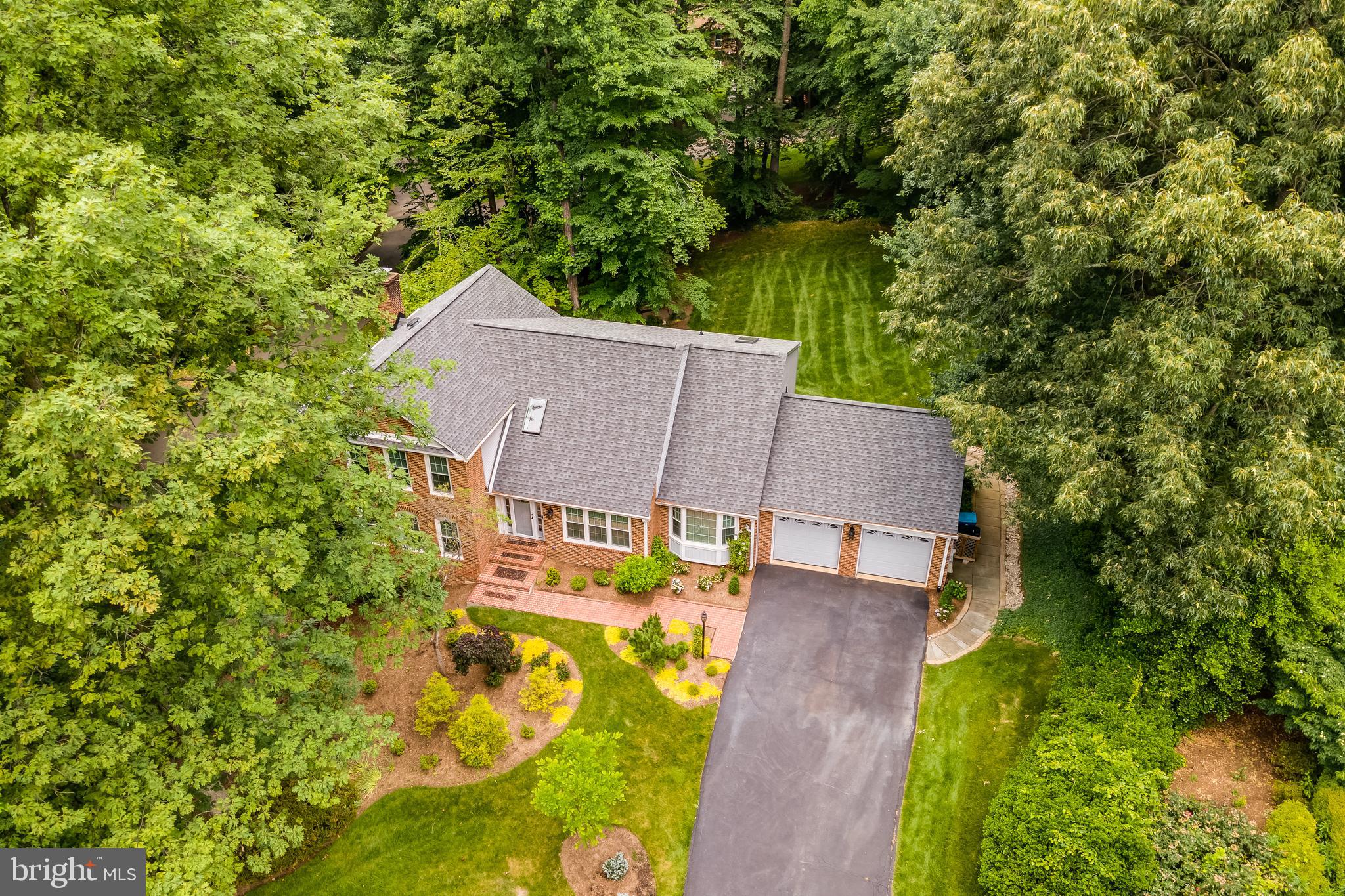 6094 ARRINGTON DRIVE