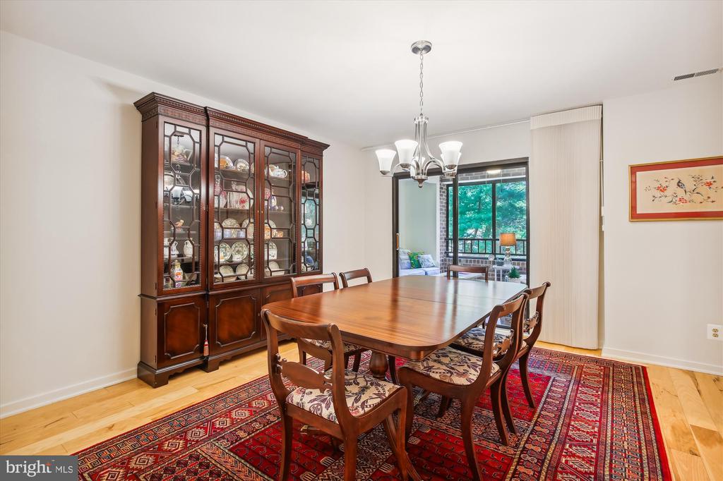 11500 FAIRWAY DRIVE 301