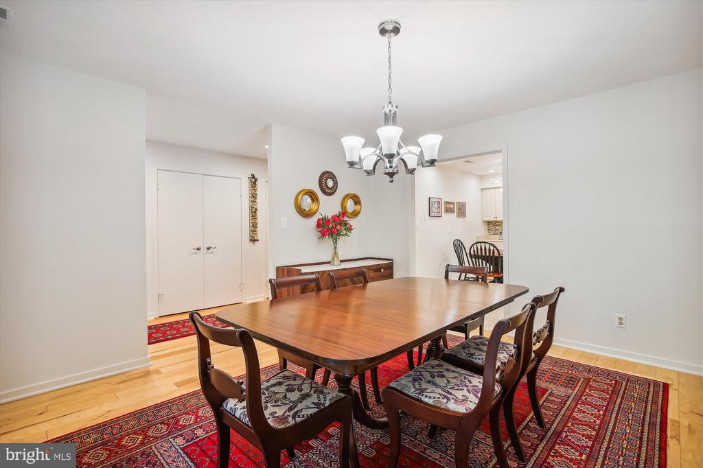 11500 FAIRWAY DRIVE 301