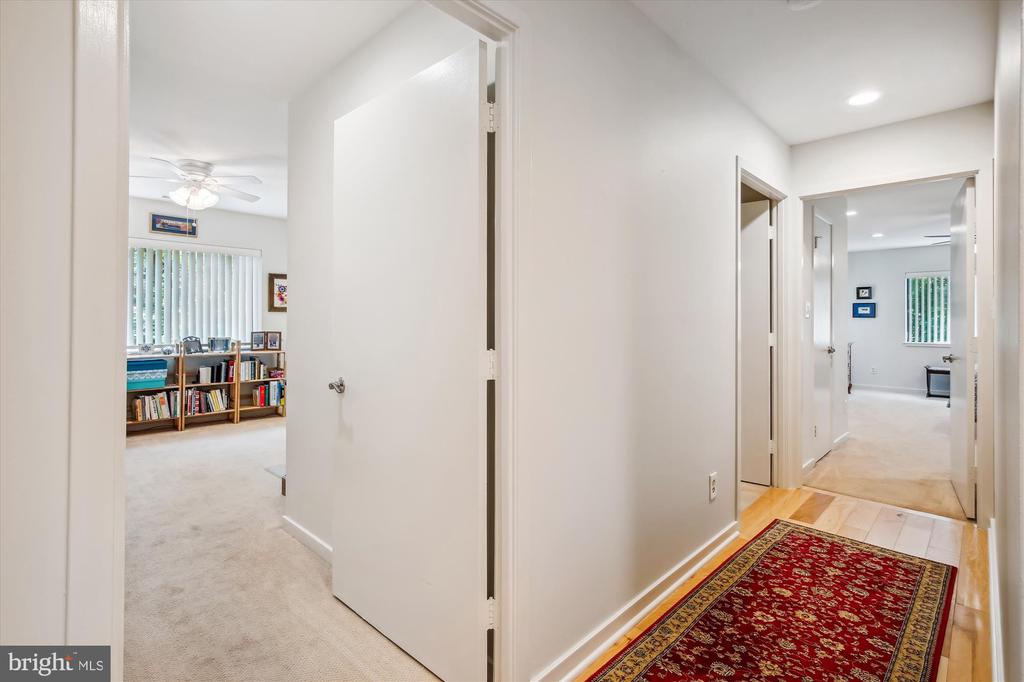 11500 FAIRWAY DRIVE 301