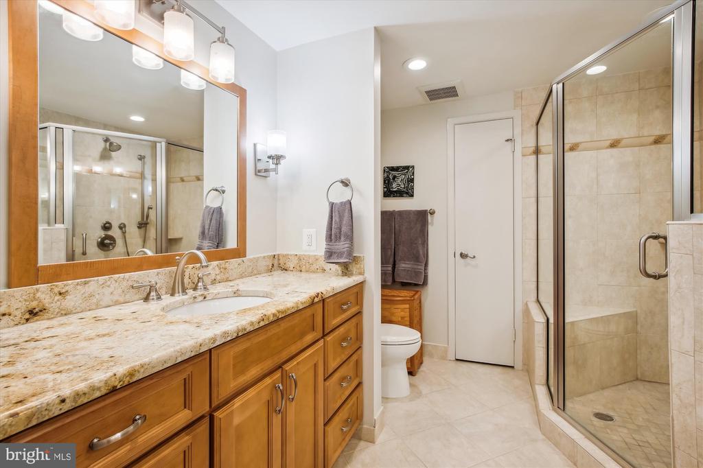 11500 FAIRWAY DRIVE 301
