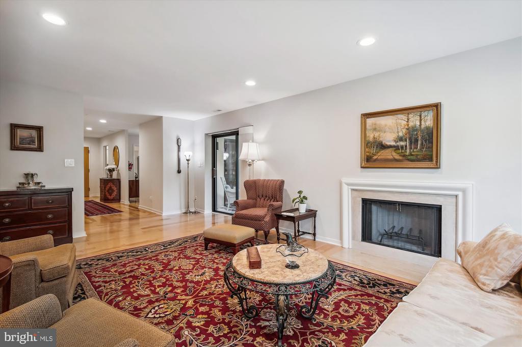 11500 FAIRWAY DRIVE 301