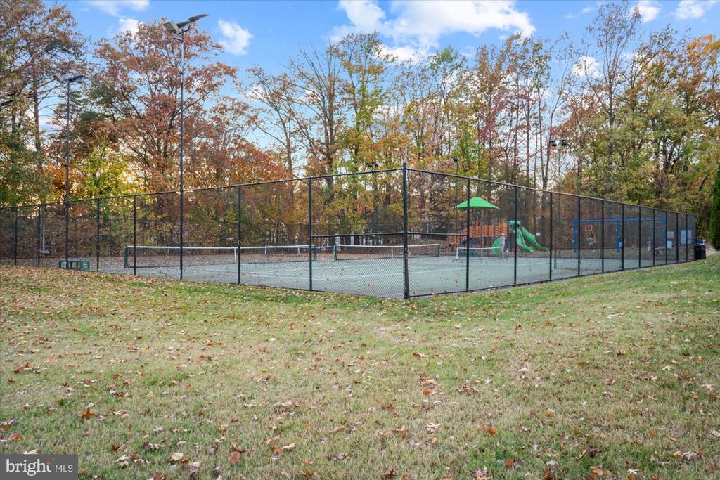 6584 KELSEY POINT CIRCLE